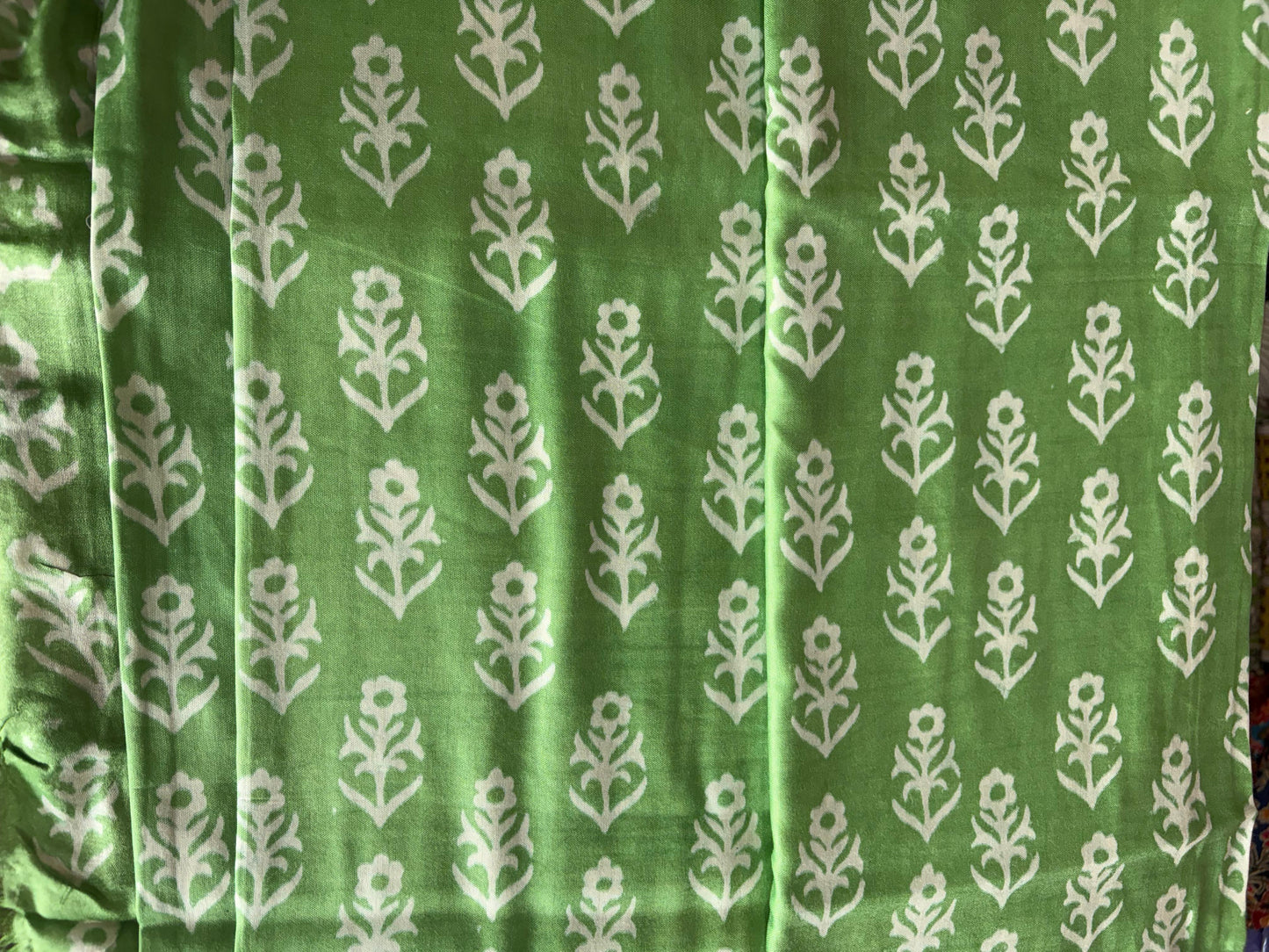 Semi Tussar Silk Saree with Traditional Batik Print | Elegant Ethnic Wear for Women Green