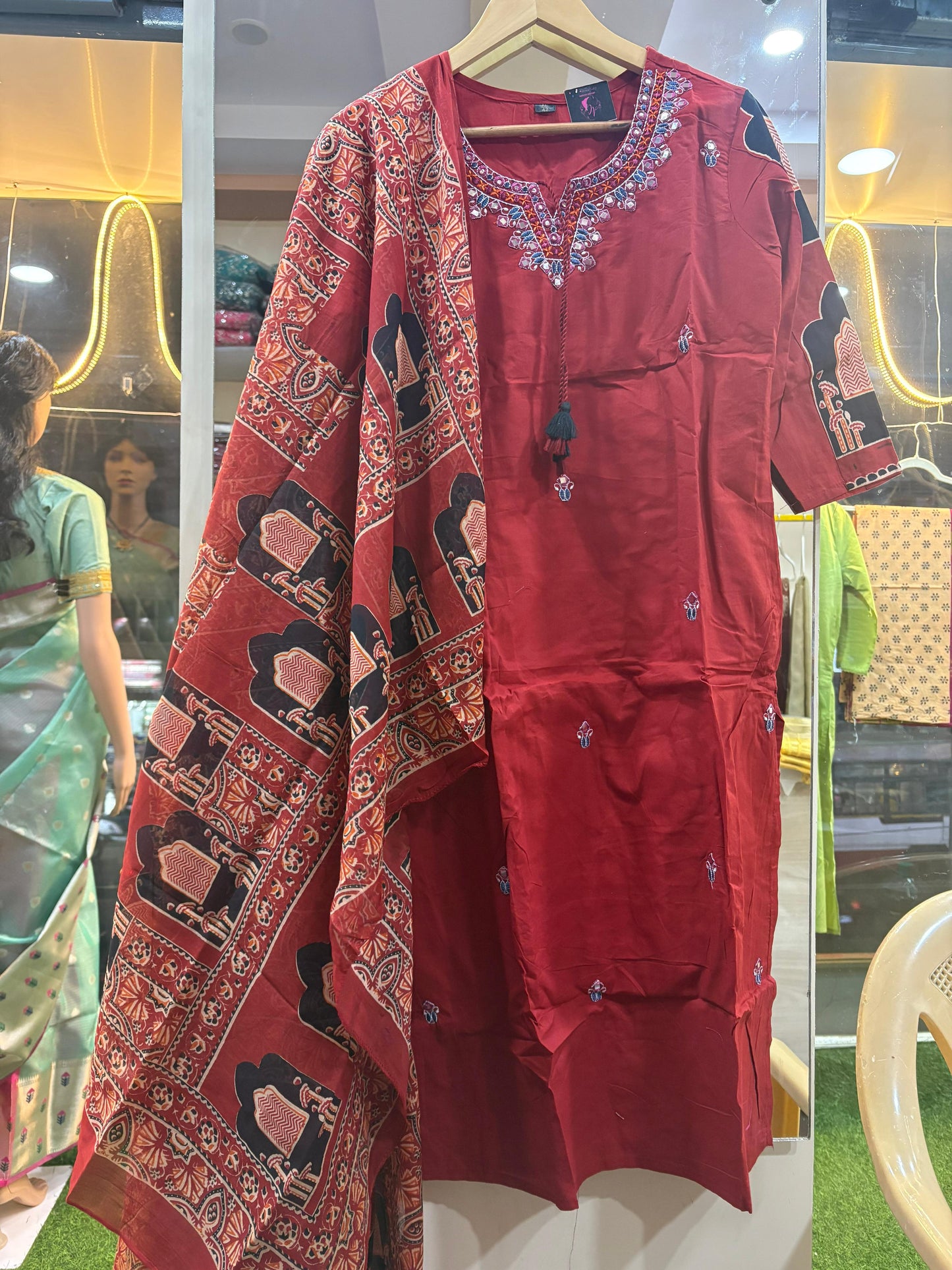 100% Mul Cotton Embroidered Suit
