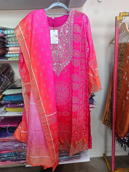 Elegant Pink Kurta Pant with dupatta Muslin Georgette