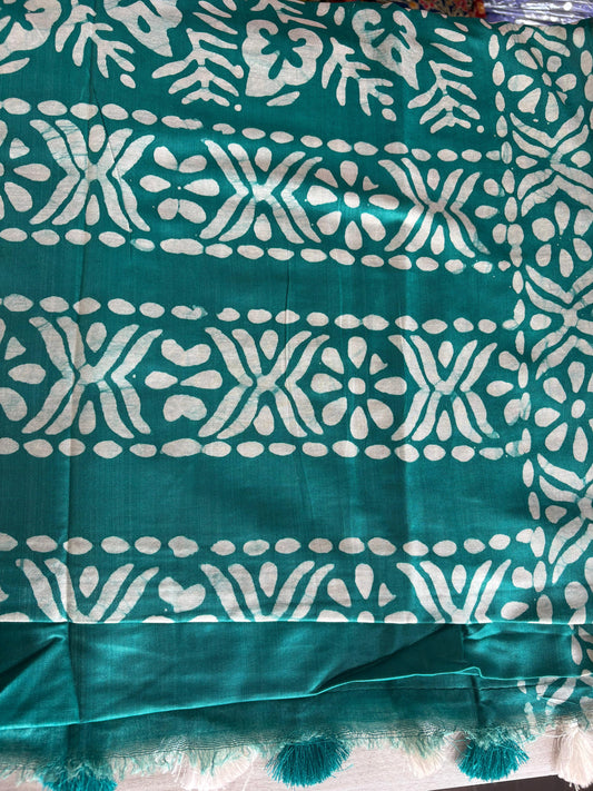 Batik Print Saree Semi Tussar Green