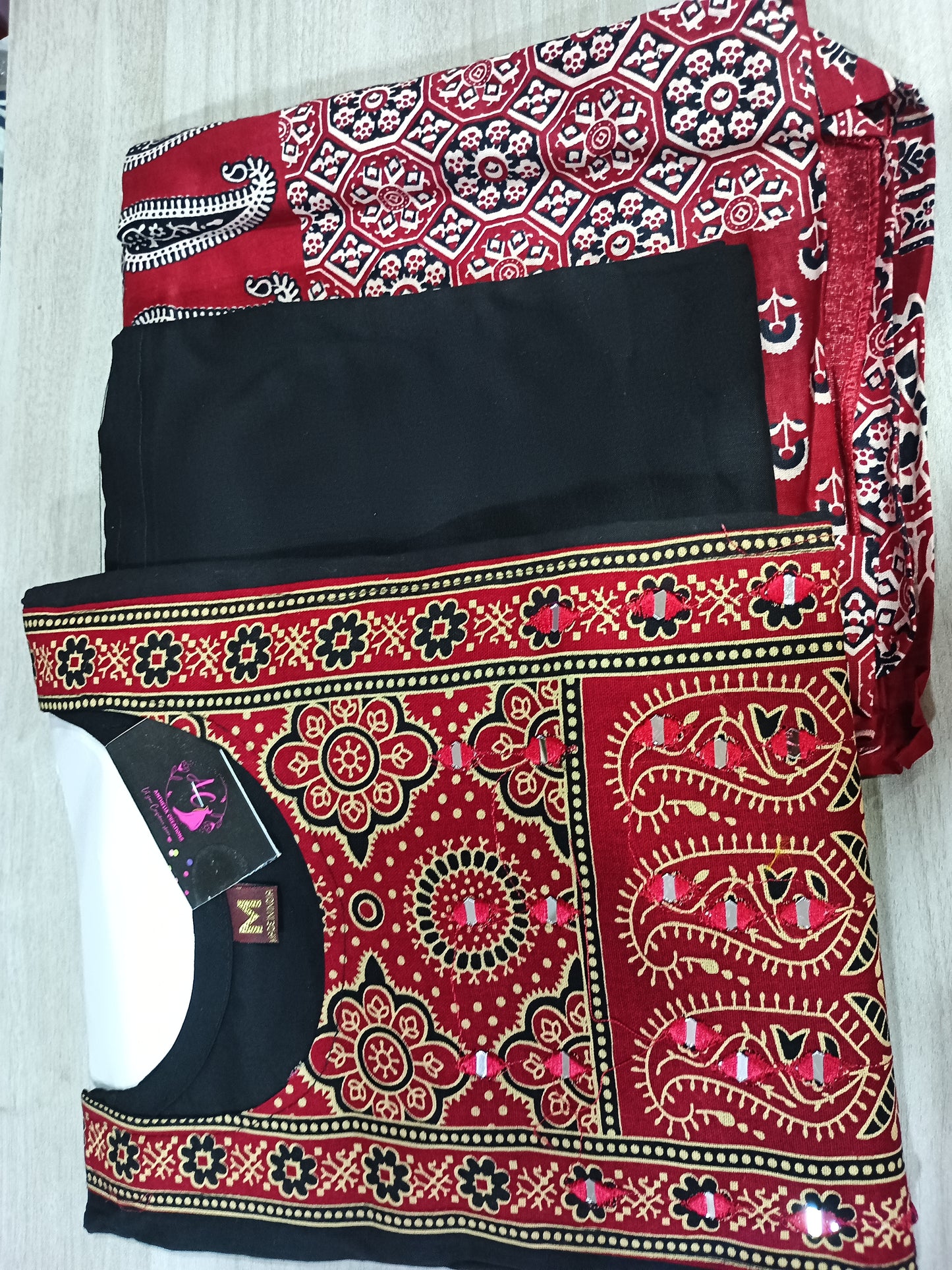Black Color Elegant Kurta Pant with dupatta 100% Dabu Cotton