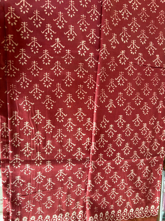 Semi Tussar Silk Saree with Traditional Batik Print | Elegant Ethnic Wear for Women Maroon