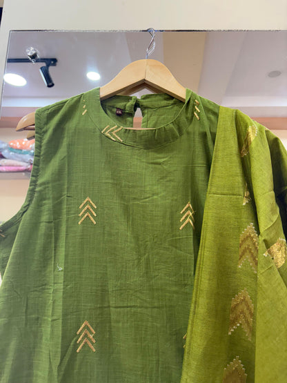 Elegant Kurta Pant set with Dupatta