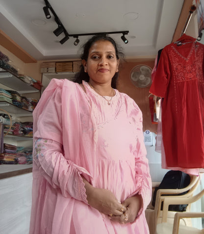 Pure Mul Cotton Kurta Pant Set with Duppata Pink Colour Masaba