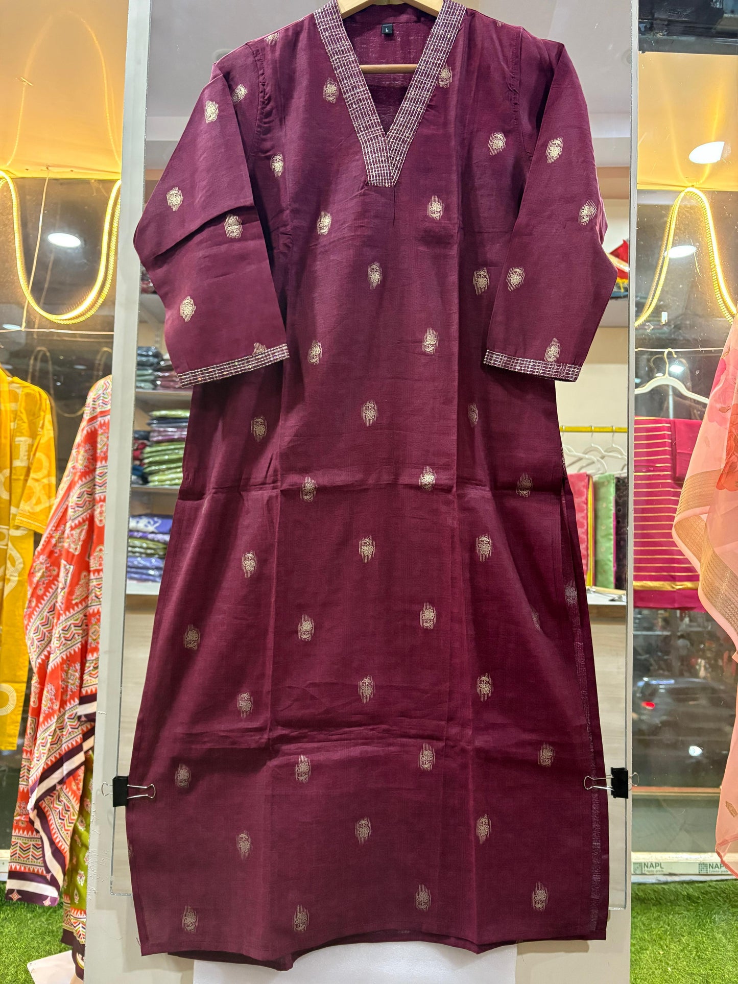 Elegant Kurta Pant with dupatta Heavy Rayon Maroon Colour