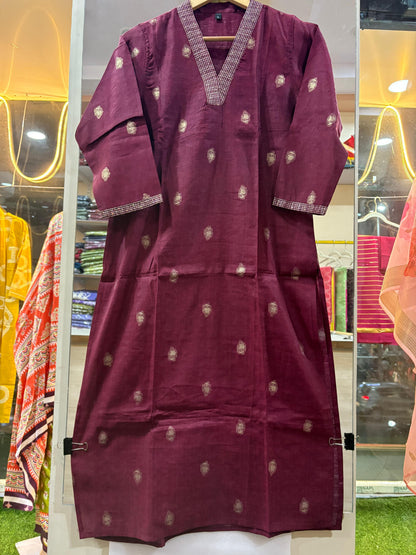 Elegant Kurta Pant with dupatta Heavy Rayon Maroon Colour