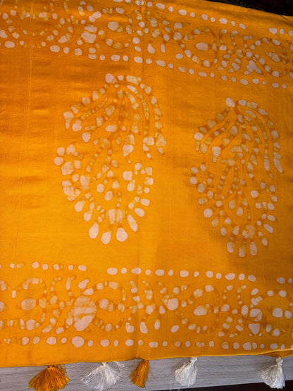 Batik Print Saree Semi Tussar Yellow