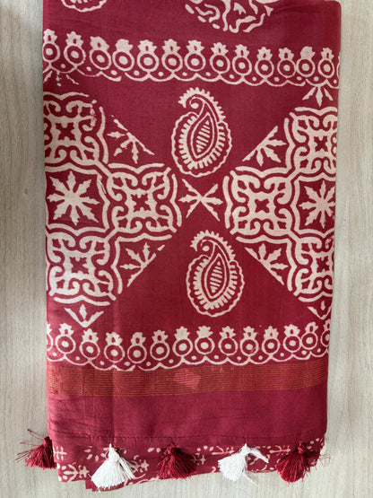 Semi Tussar Silk Saree with Traditional Batik Print | Elegant Ethnic Wear for Women Maroon